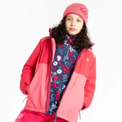 Dare2b, Impose III Ski-jas Kinderen Virtual Geranium Roze 14 Dare2b, Impose III Ski-jas Kinderen Virtual Geranium Roze -SKIBOETIEK dare2b impose iii aa jas gevoerd kinderen virtual geranium roze 22dare2110v2 BI 11